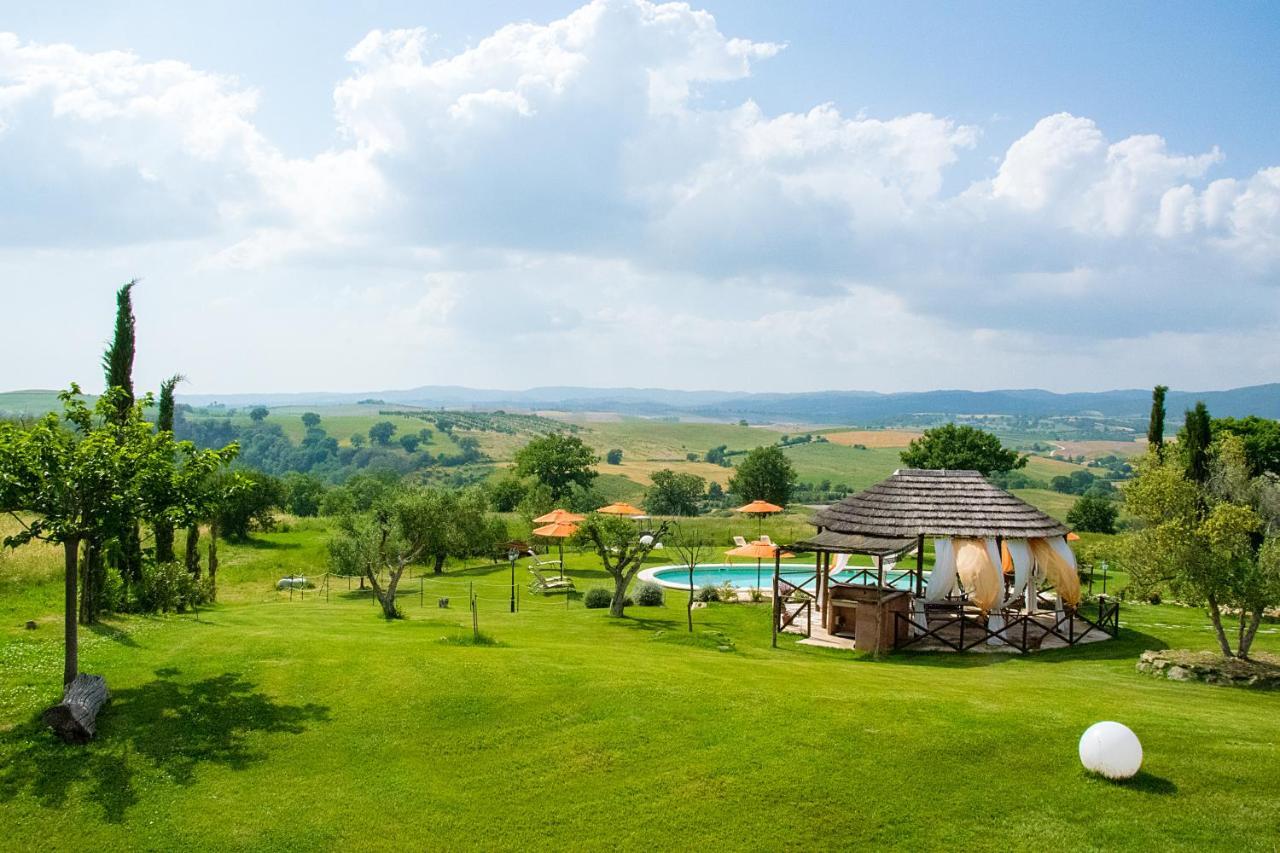 הוילה מונטמראנו Bio Agriturismo La Bell'Antiglia מראה חיצוני תמונה